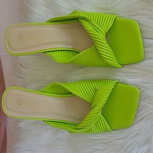 Lime Green kitten heel mules Sz 8 US